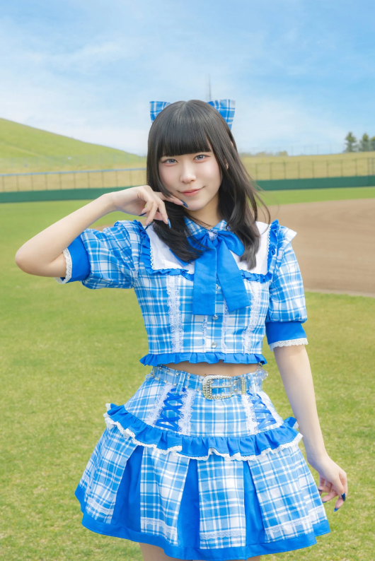 美月 りの